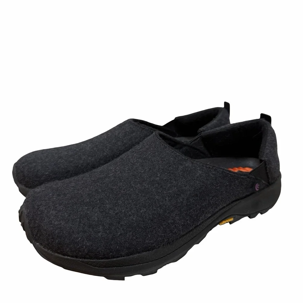 Topo Athletic Rekovr 2 Recovery Shoes Womens US 9 Charcoal Wool Vibram Slip On